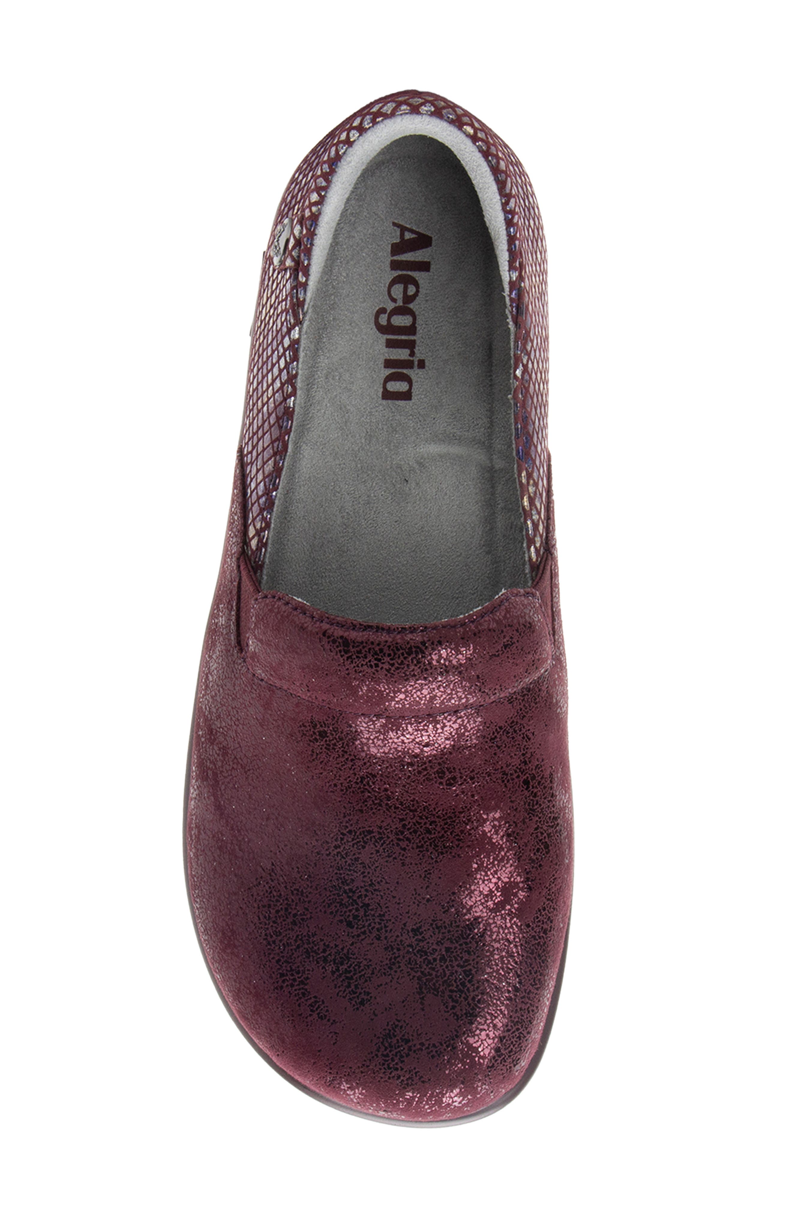 Keli Clog, Alternate, color, GLIMMER BURGUNDY