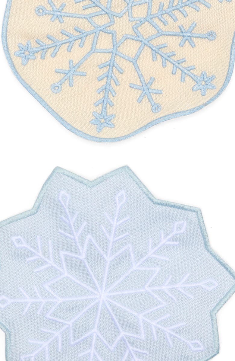 PIECEWORK PUZZLES Assorted Set of 4 Snowflakes Linen Cocktail Napkins, Alternate, color, Light Green/ Yellow Multi