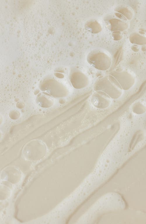 Oak Essentials Cloud Foaming Bath Oil In No Color