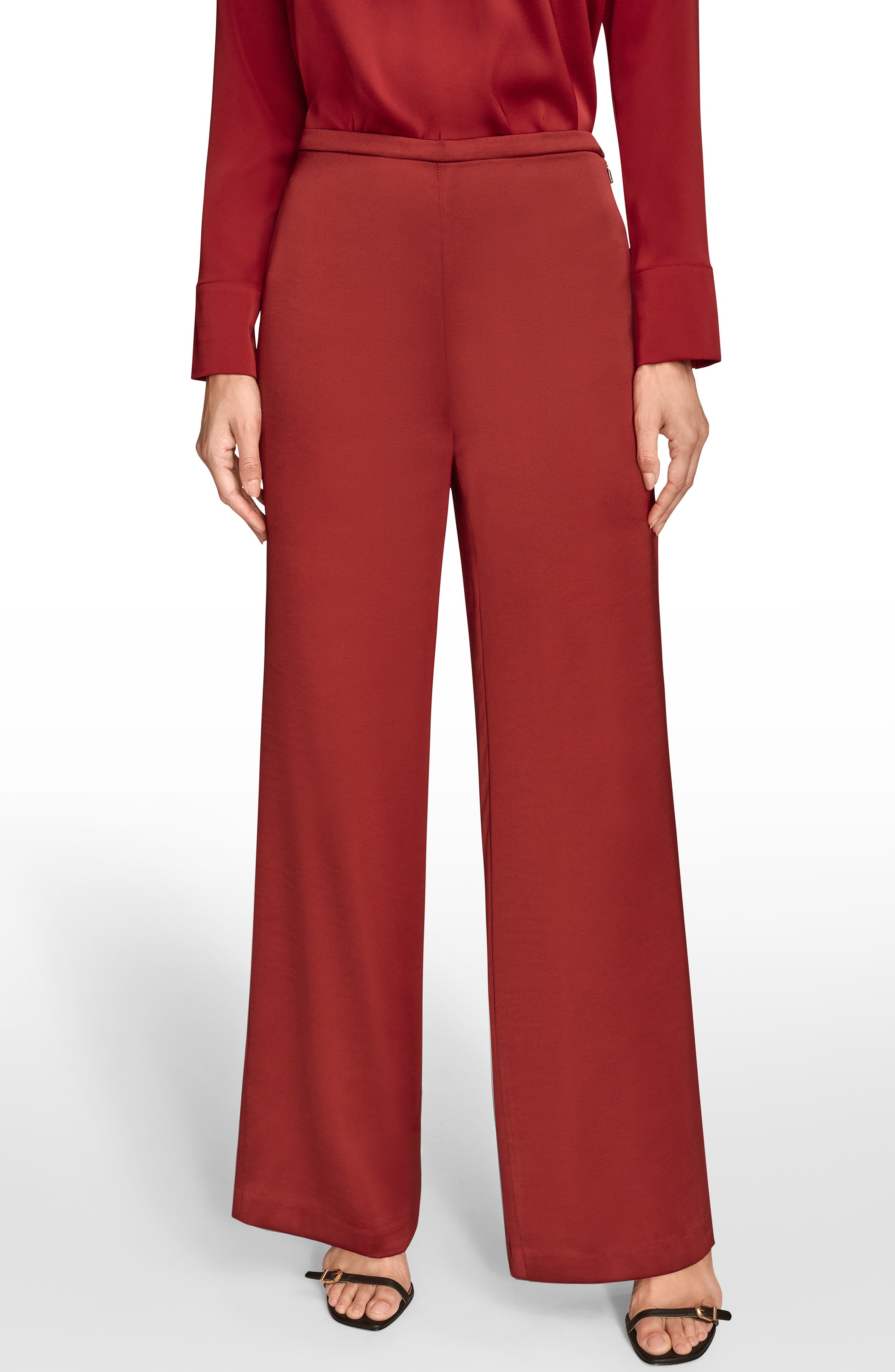 METROPOLITAN RED