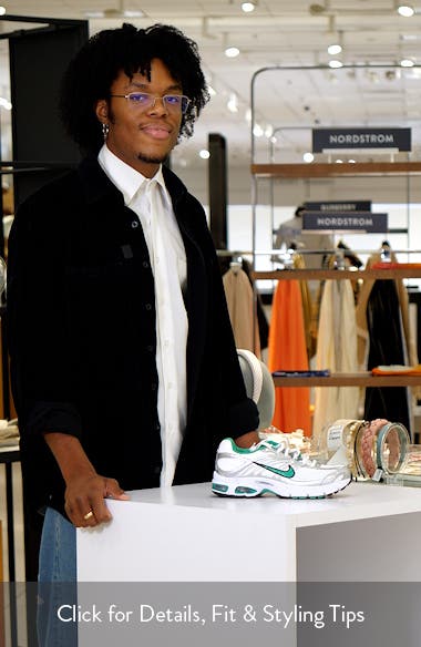 Air Max Moto 2K Sneaker