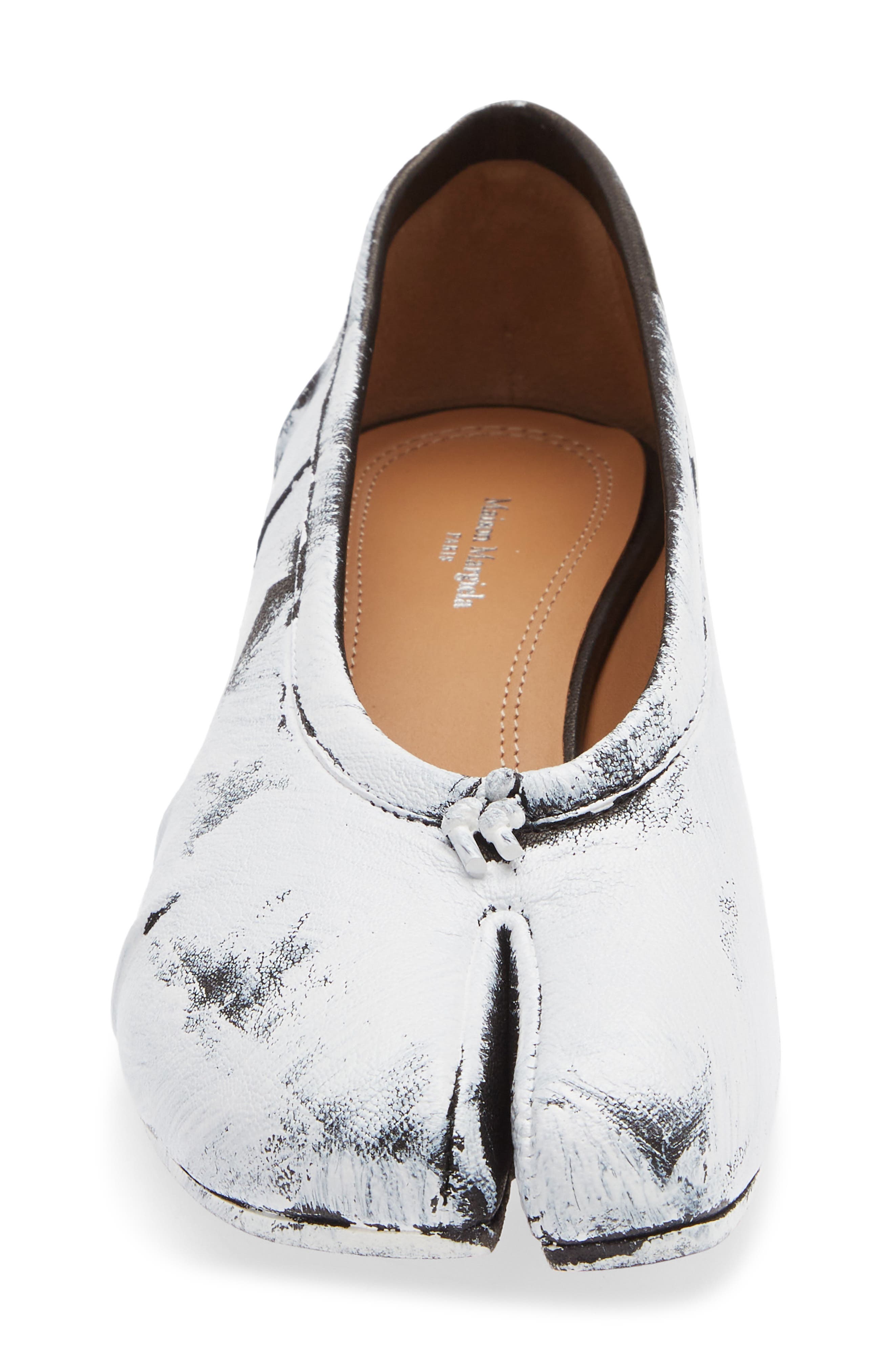 Tabi Ballerina Pump, Alternate, color, BLACK/ WHITE
