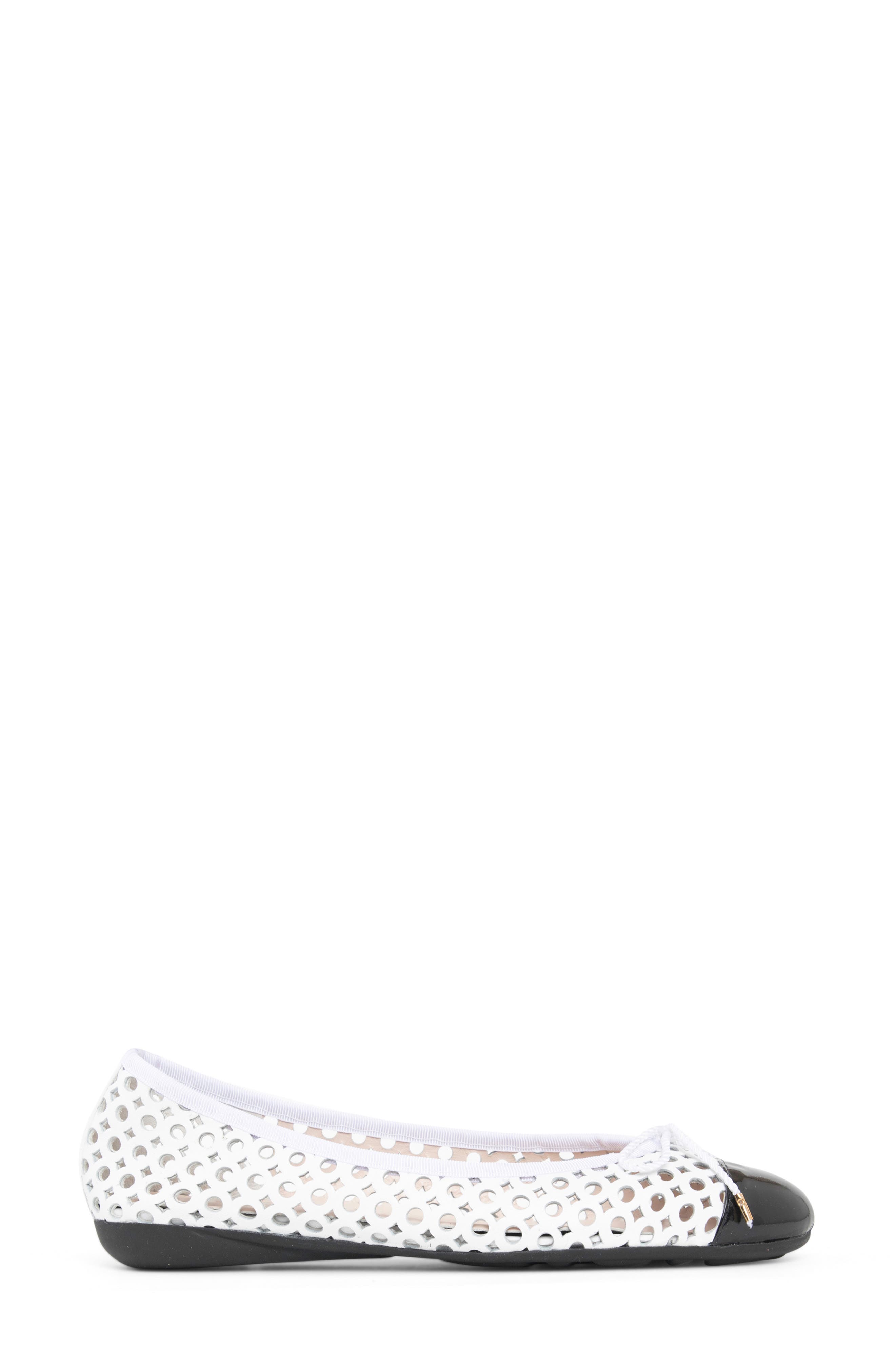 PAUL MAYER Brandy Perforated Ballet Flat, Alternate, color, Black/ White