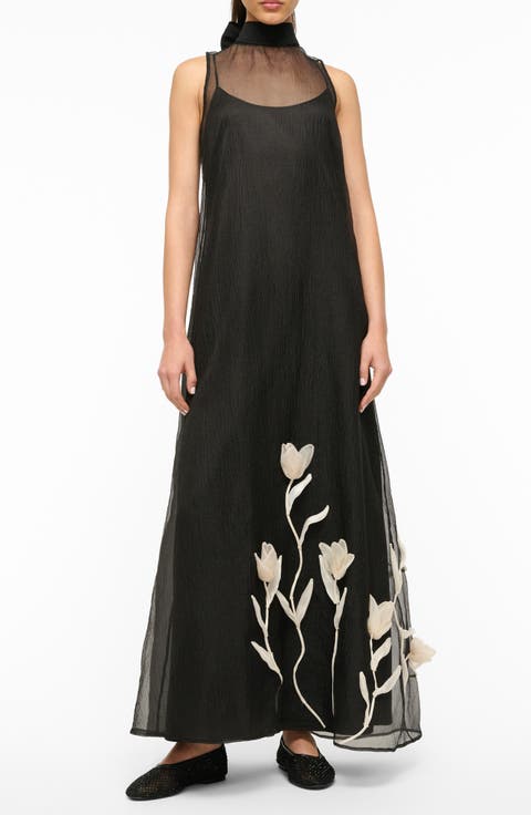 Albee Floral Appliqué Sleeveless Gown