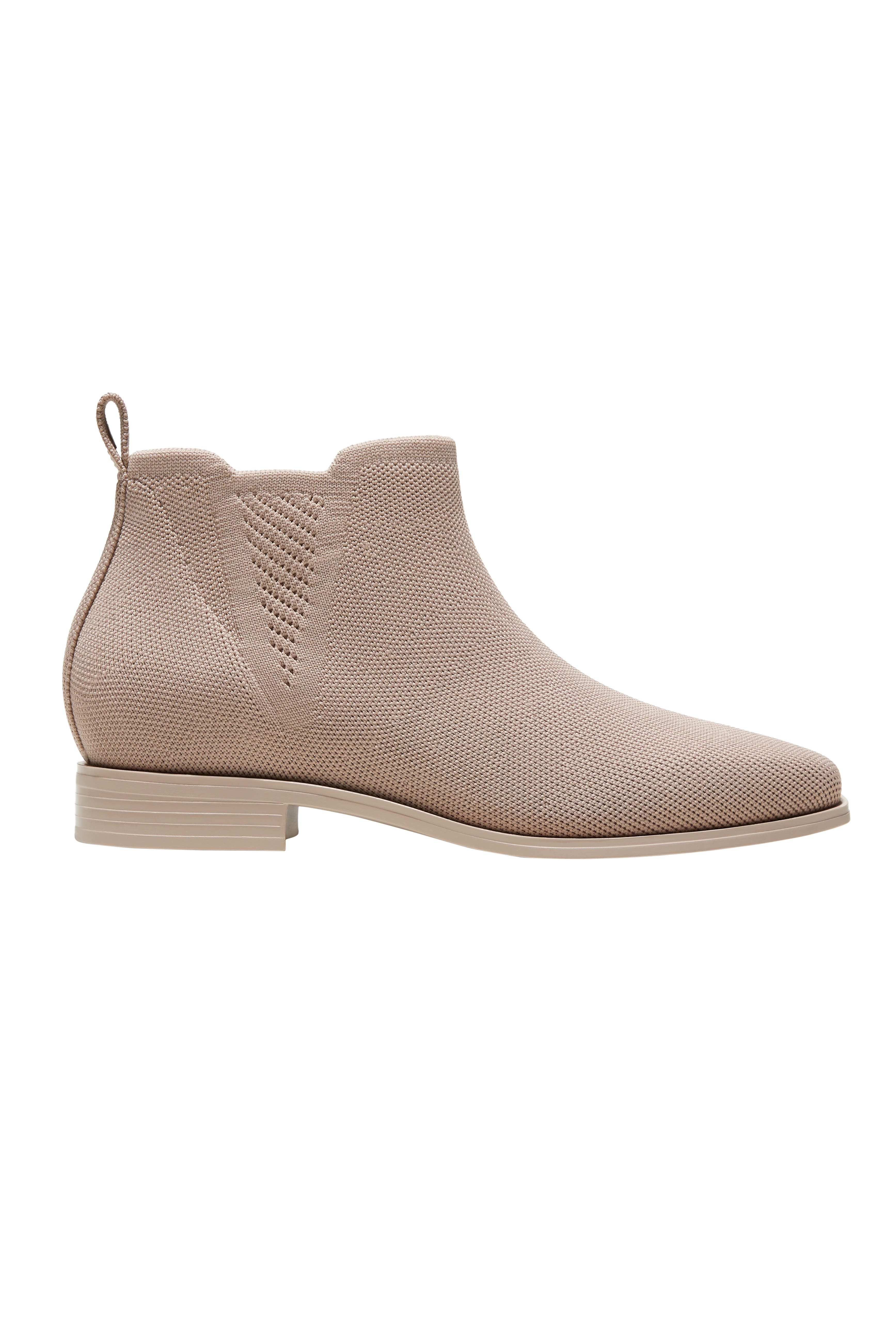 VIVAIA Ryan Slip-On Chelsea Boots (Women) | Nordstrom