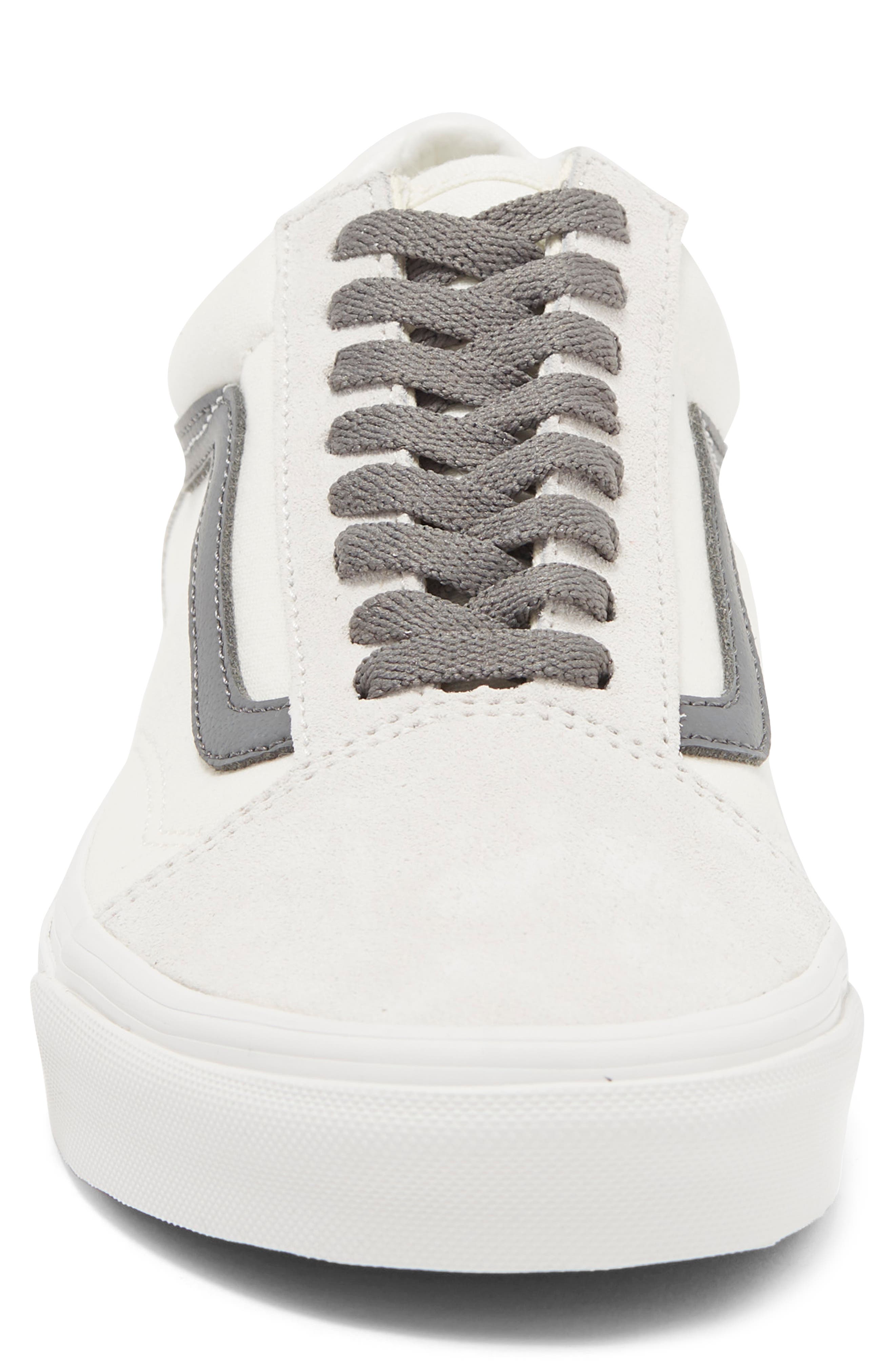 Vans Old Skool Sneaker, Alternate, color, 