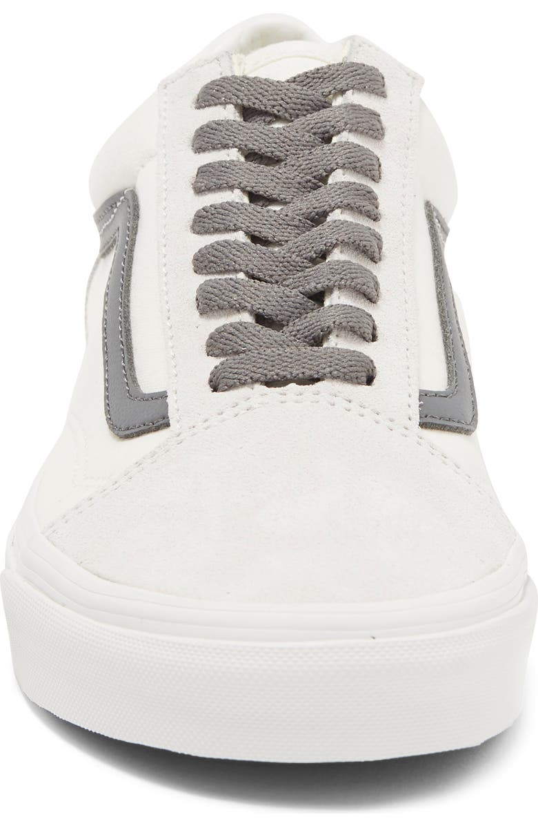 Vans Old Skool Sneaker, Alternate, color,