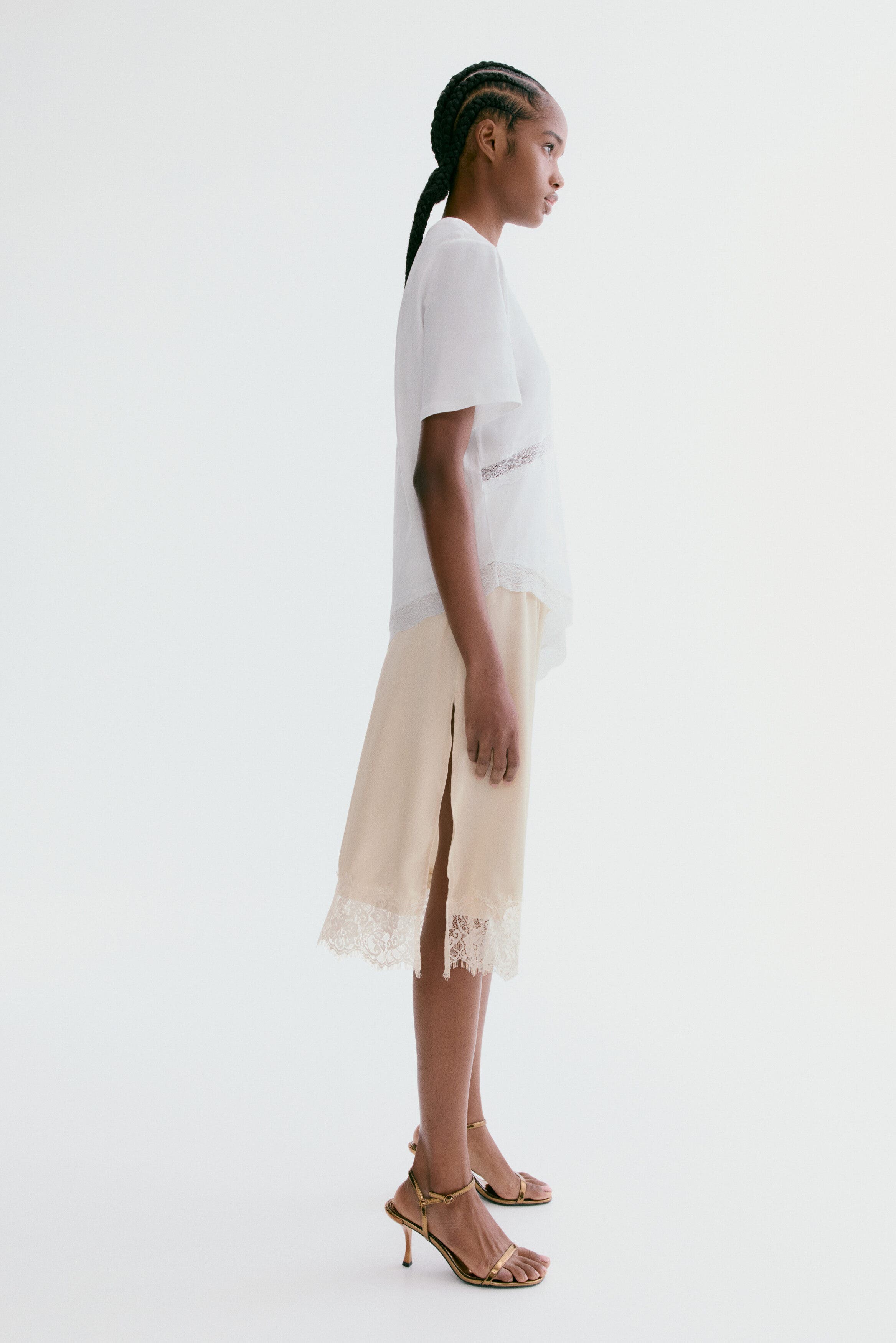 Lace-trimmed skirt - image 4