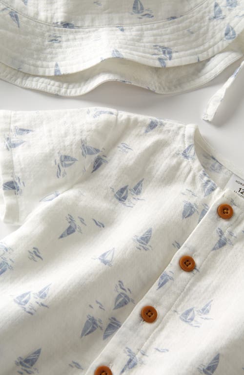 Nordstrom Print Cotton Henley Romper & Hat Set In White- Blue Sailboats