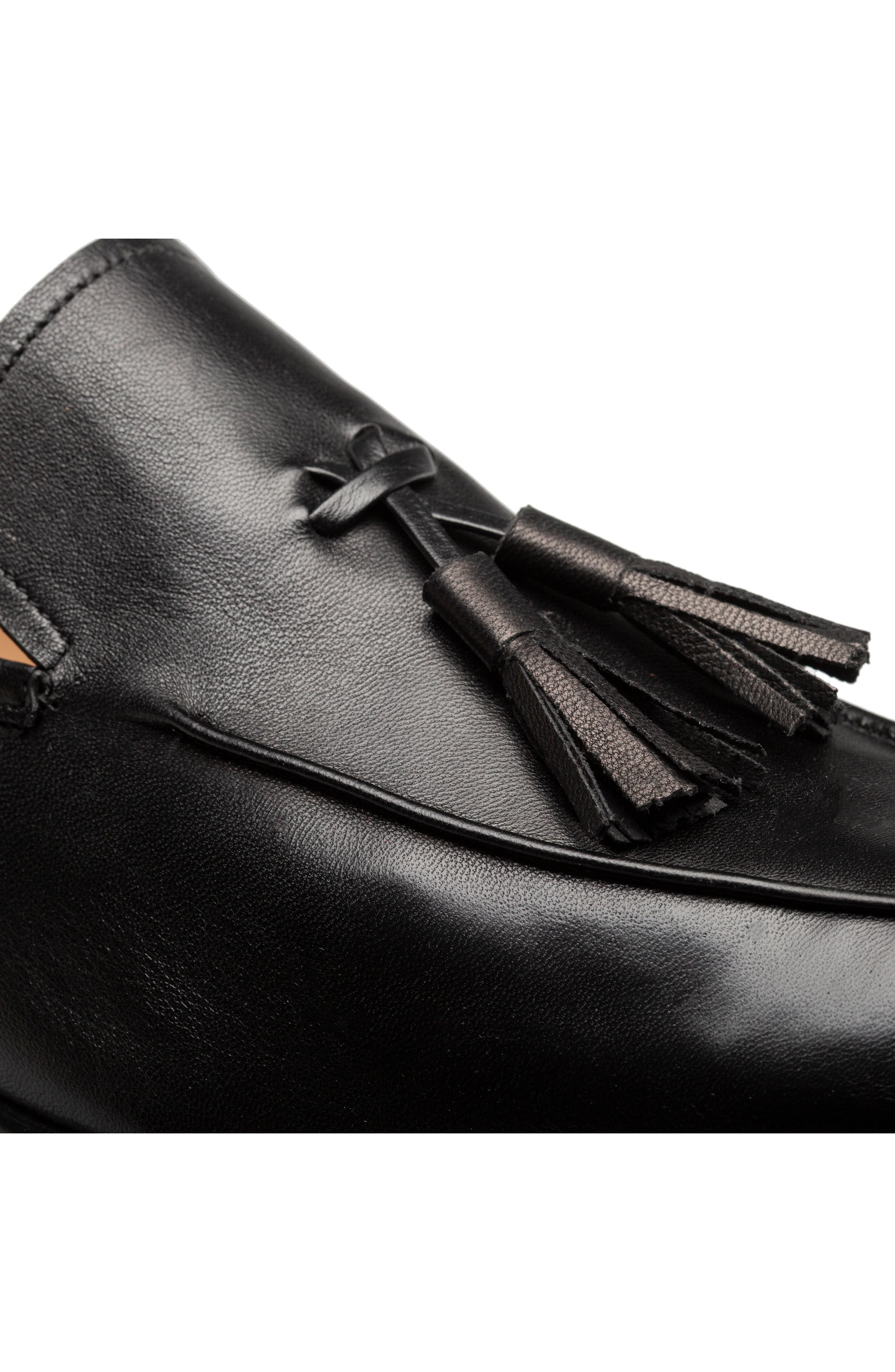 Mezlan Javea Tassel Moc Toe Loafer, Alternate, color, Black