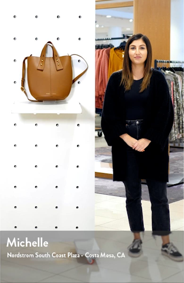 Medium Les Second Vase Leather Shoulder Bag, sales video thumbnail