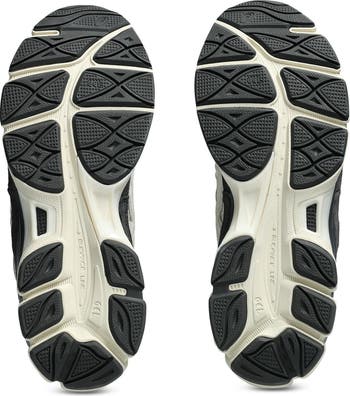GEL-NYC Running Shoe