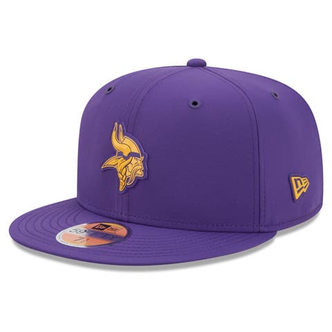 Men's New Era Purple Minnesota Vikings 2026 Sideline 59FIFTY Fitted Hat