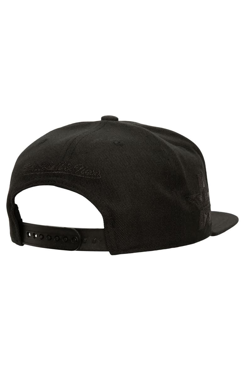 Mitchell & Ness Men's Mitchell & Ness Black Philadelphia Flyers Soul Strike Pearl Tonal Snapback Hat, Alternate, color, Black
