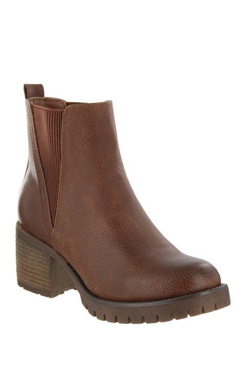 Jody Ribbed Lug Sole Chelsea Boot (Women)