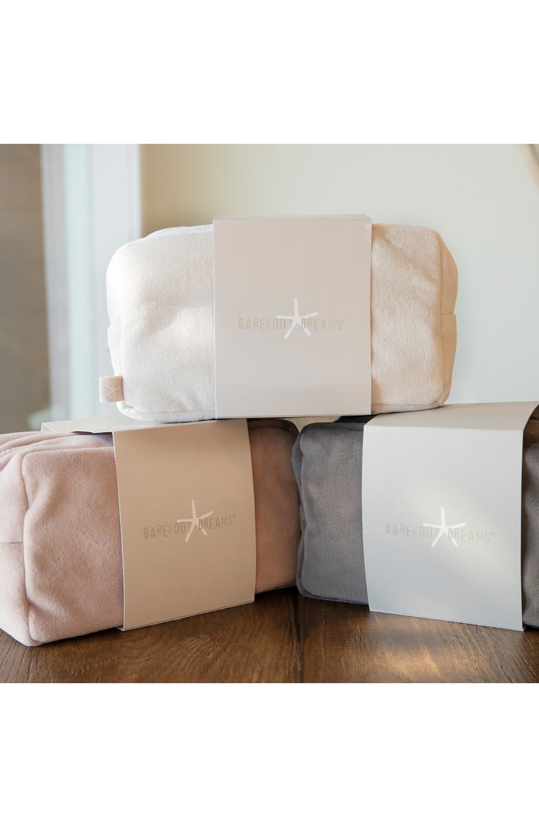 Barefoot Dreams<sup>®</sup> Luxe Chic Eye Mask & Socks Set, Main, color, Silver