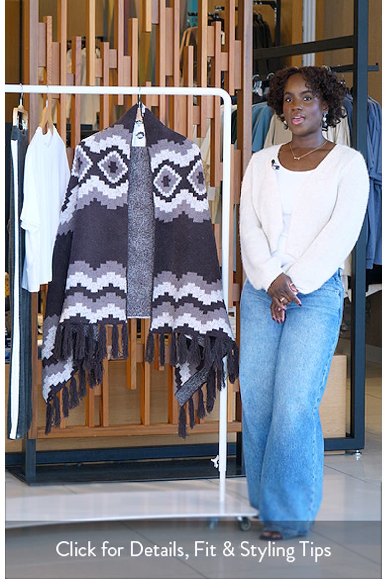 Barefoot Dreams CozyChic Mosaic Wrap video