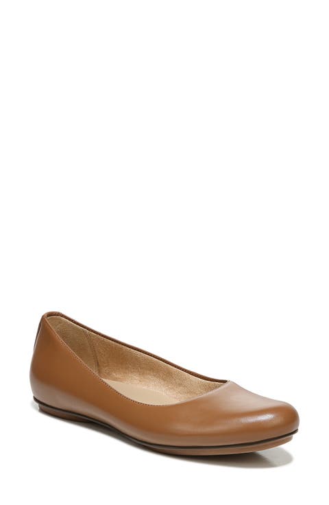 True Colors Maxwell Flat (Women)