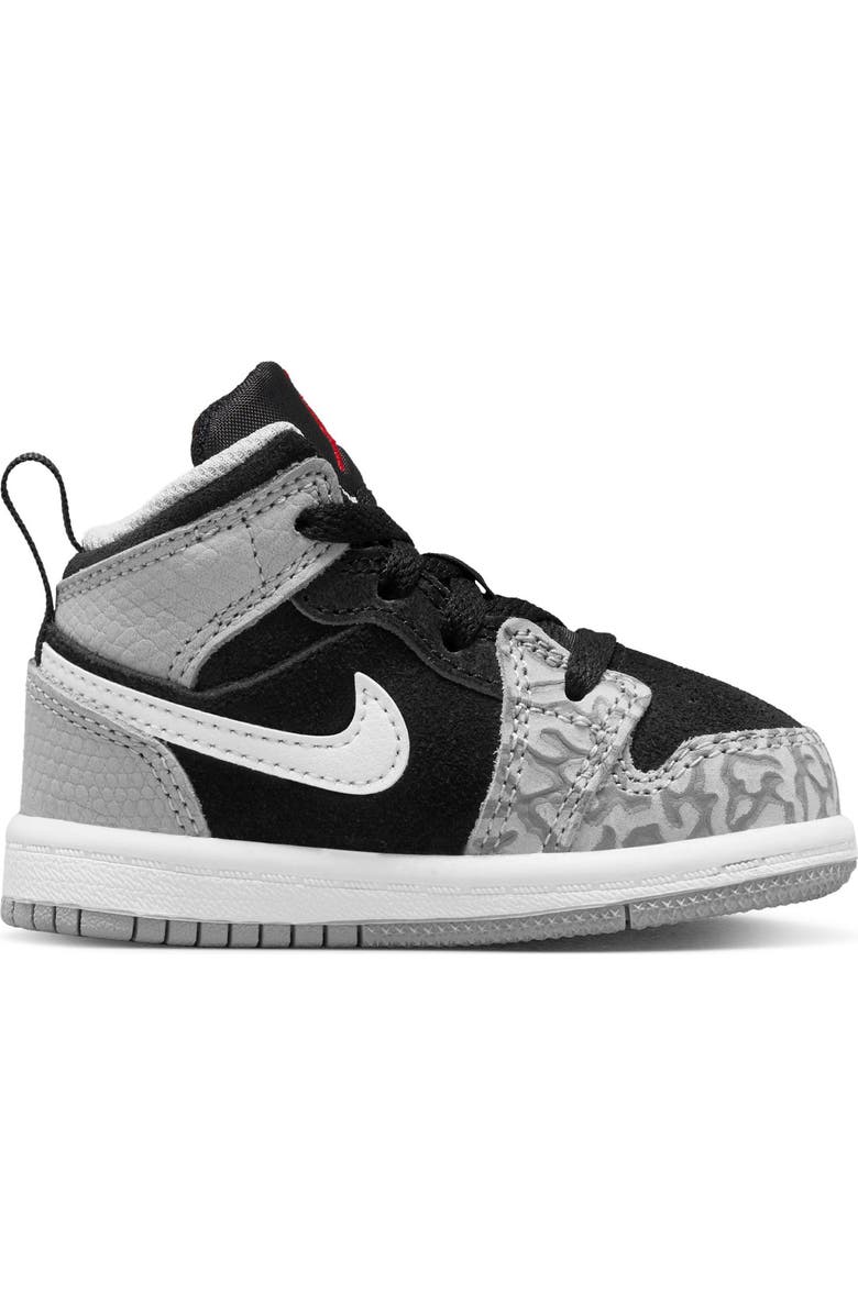 Jordan Nike Air Jordan 1 Mid SE Basketball Sneaker, Alternate, color,
