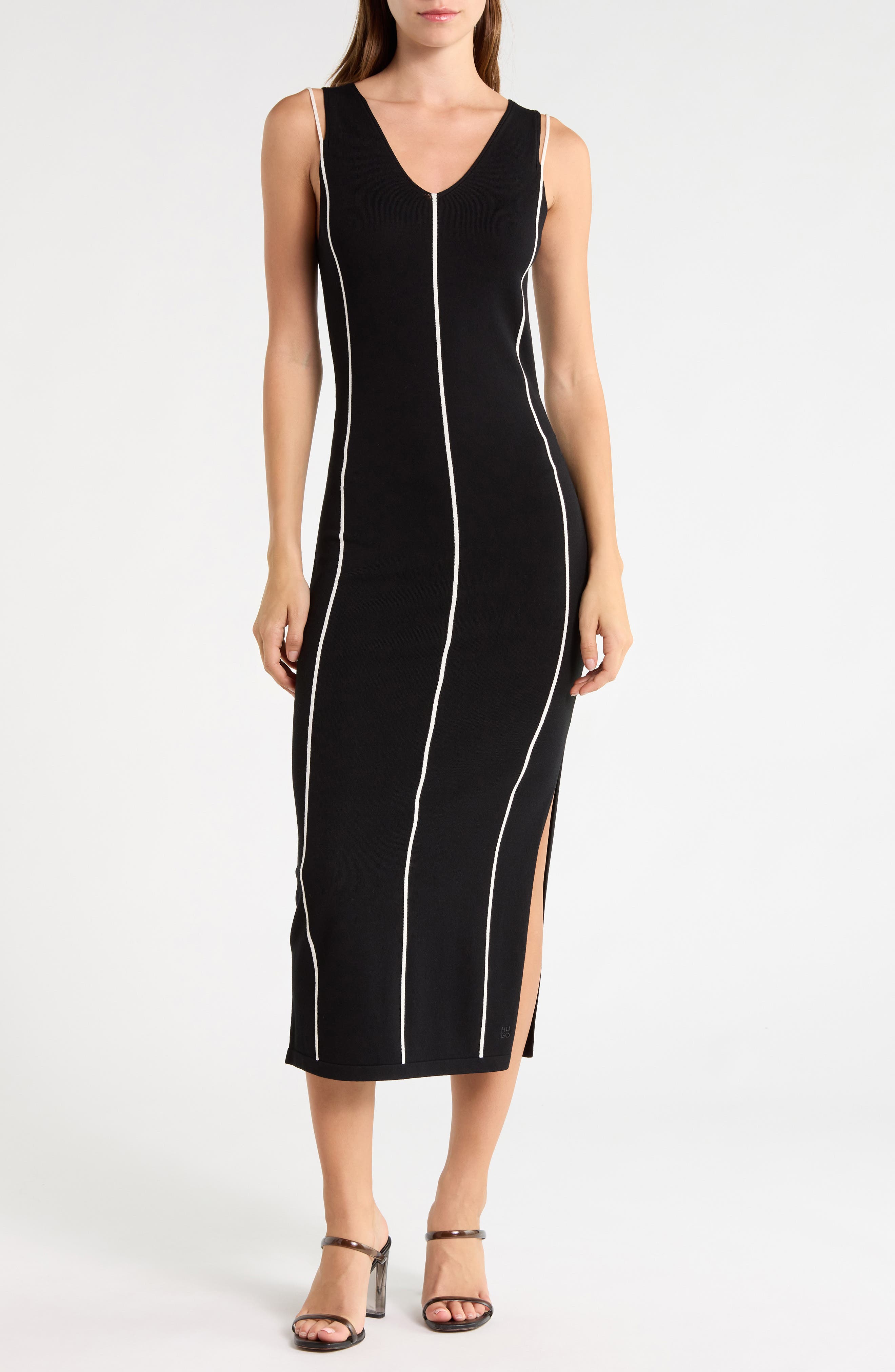 Sharrinys V-Neck Midi Dress