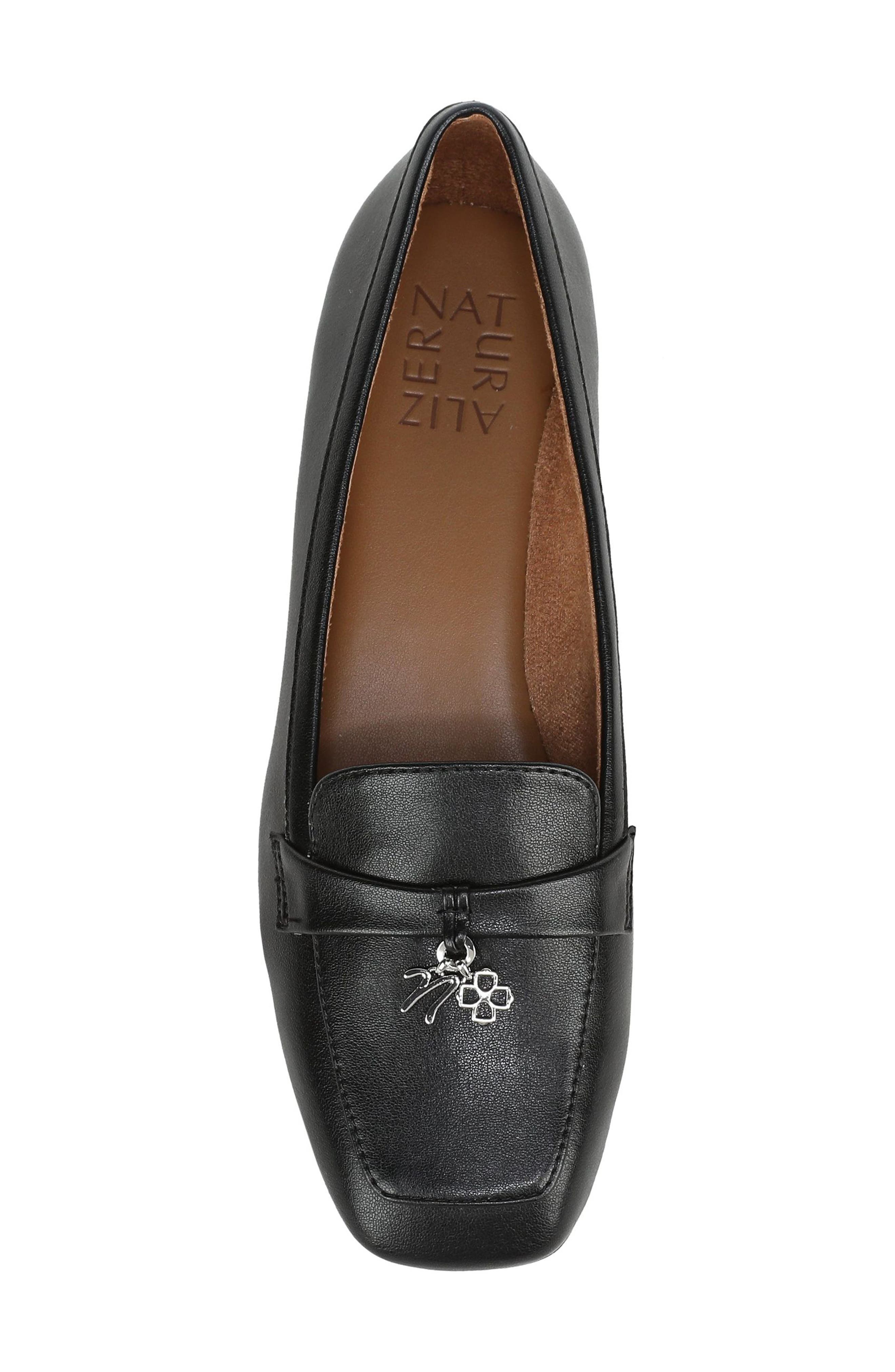 Naturalizer Brody Apron Toe Loafer, Alternate, color, Black