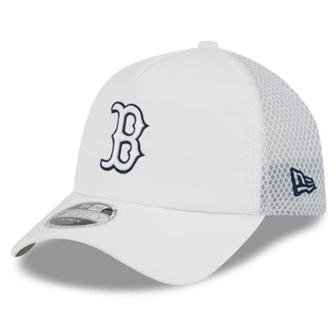 Men's New Era White Boston Red Sox 2026 Batting Practice Apex 9FORTY Adjustable Trucker Hat