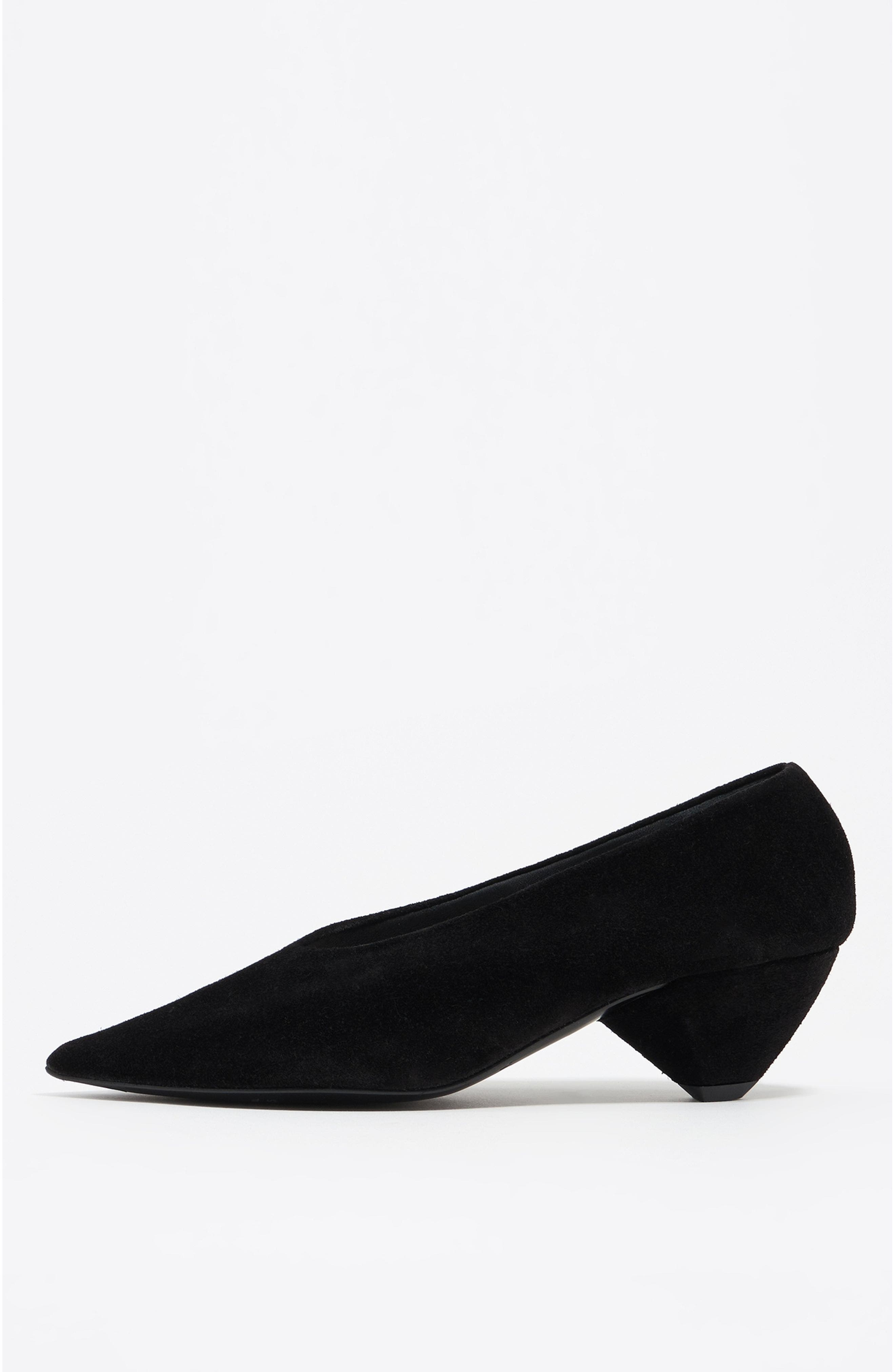 Bimba y Lola Leather Medium Heel Court Shoe, Main, color, Black