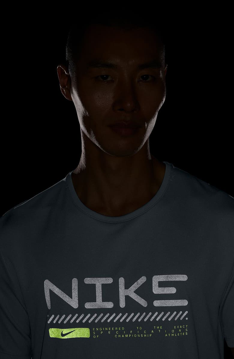 Nike Miler Graphic T-Shirt, Alternate, color, Pure Platinum/ Volt