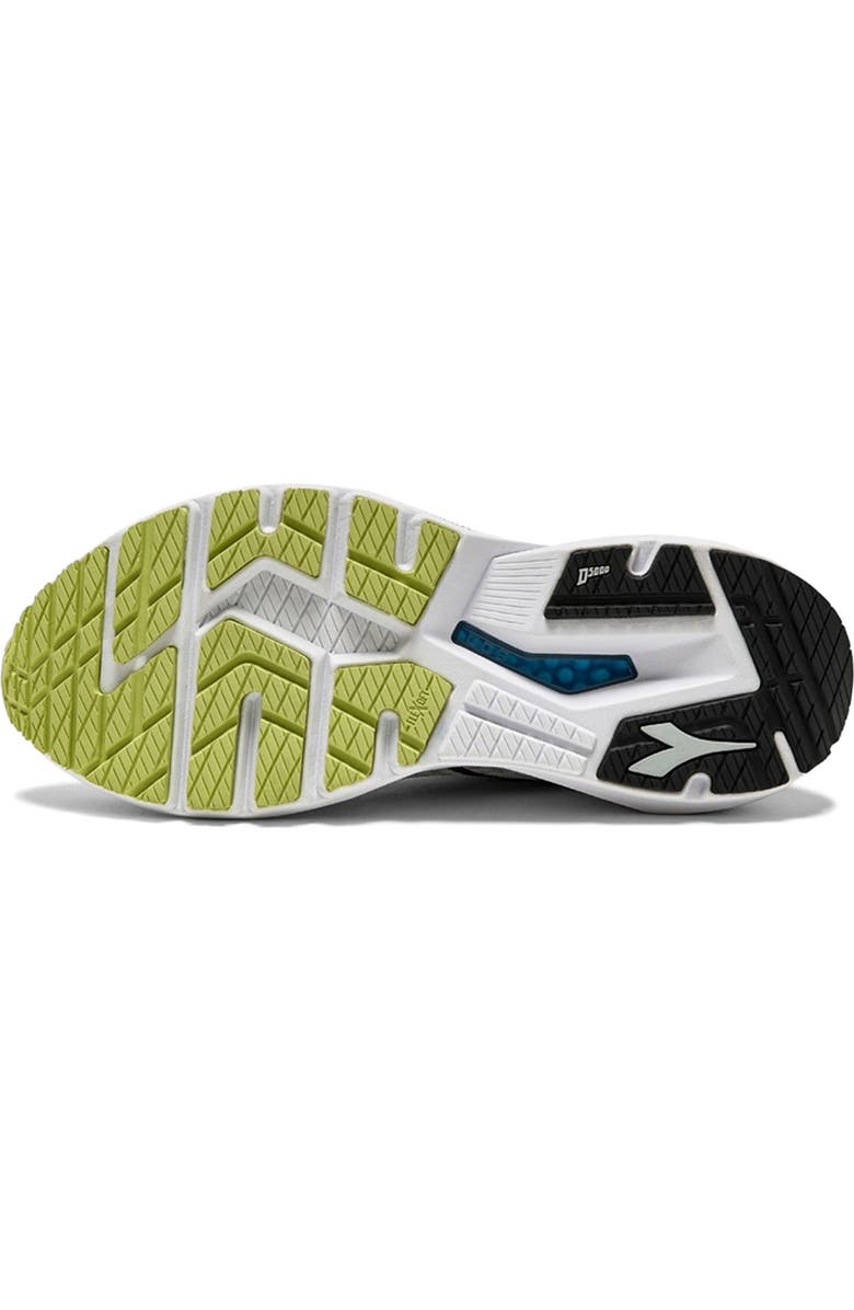 Diadora Mythos Vigore 3 Running Shoe, Alternate, color, Silver/ White/ Black
