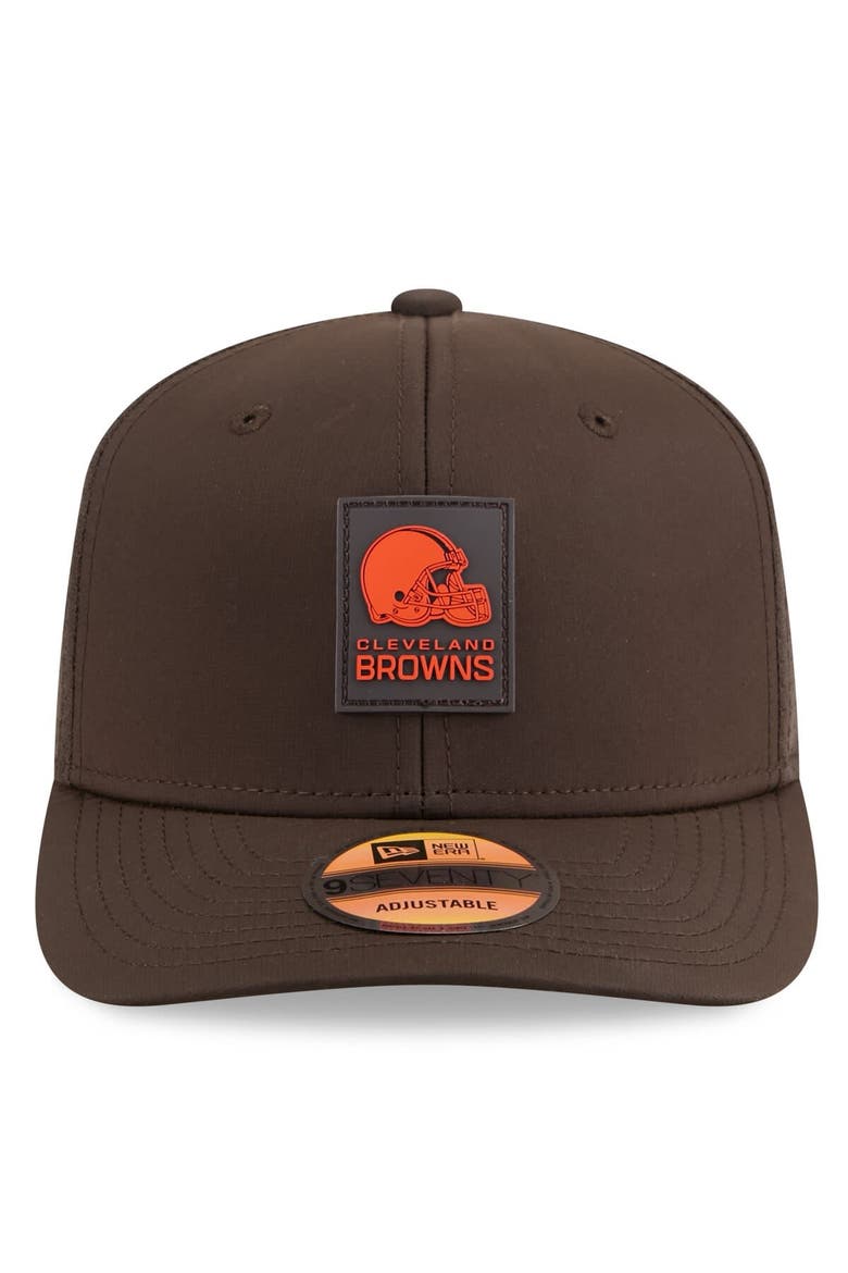 Men's New Era Brown Cleveland Browns 2025 Sideline  9SEVENTY Trucker Adjustable Hat, Alternate, color, Brown
