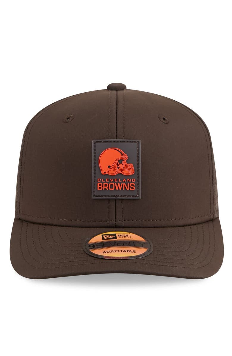 New Era Men's New Era Brown Cleveland Browns 2025 Sideline 9SEVENTY Trucker Adjustable Hat, Alternate, color, Brown