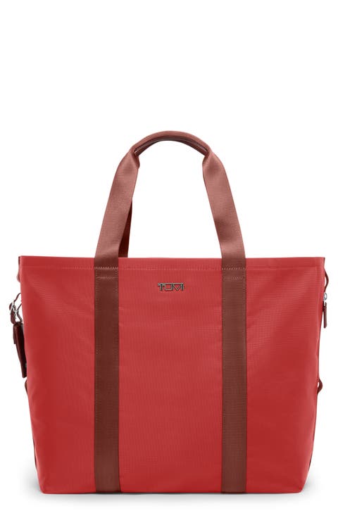 Essential Medium East/West Tote