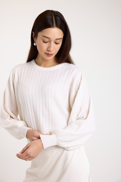 Brodie Pure Cashmere Pixie Crew Neck Jumper In White