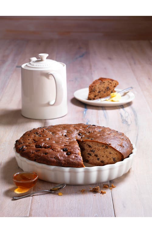 Le Creuset Stoneware Tart Dish In White