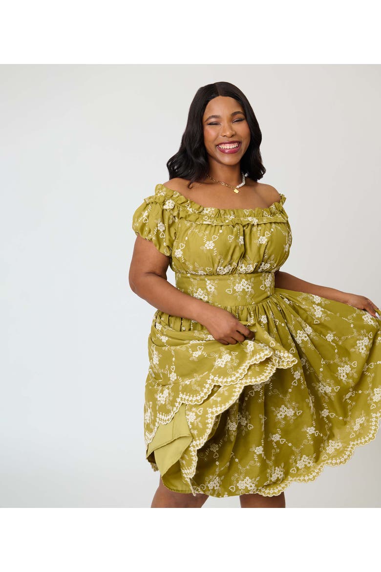 Plus Size 1950s Off The Shoulder Ruffle Swing Dress, Alternate, color, Green w/ Floral Print