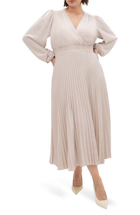Fate Long Sleeve Pleated Maxi Dress (Plus)