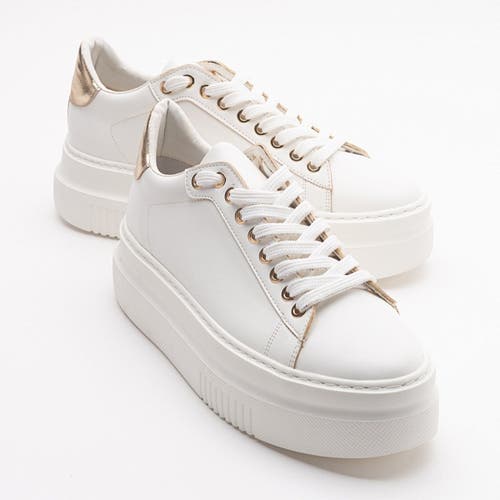 Forever & Always Shoes Violette Platform Sneakers In White