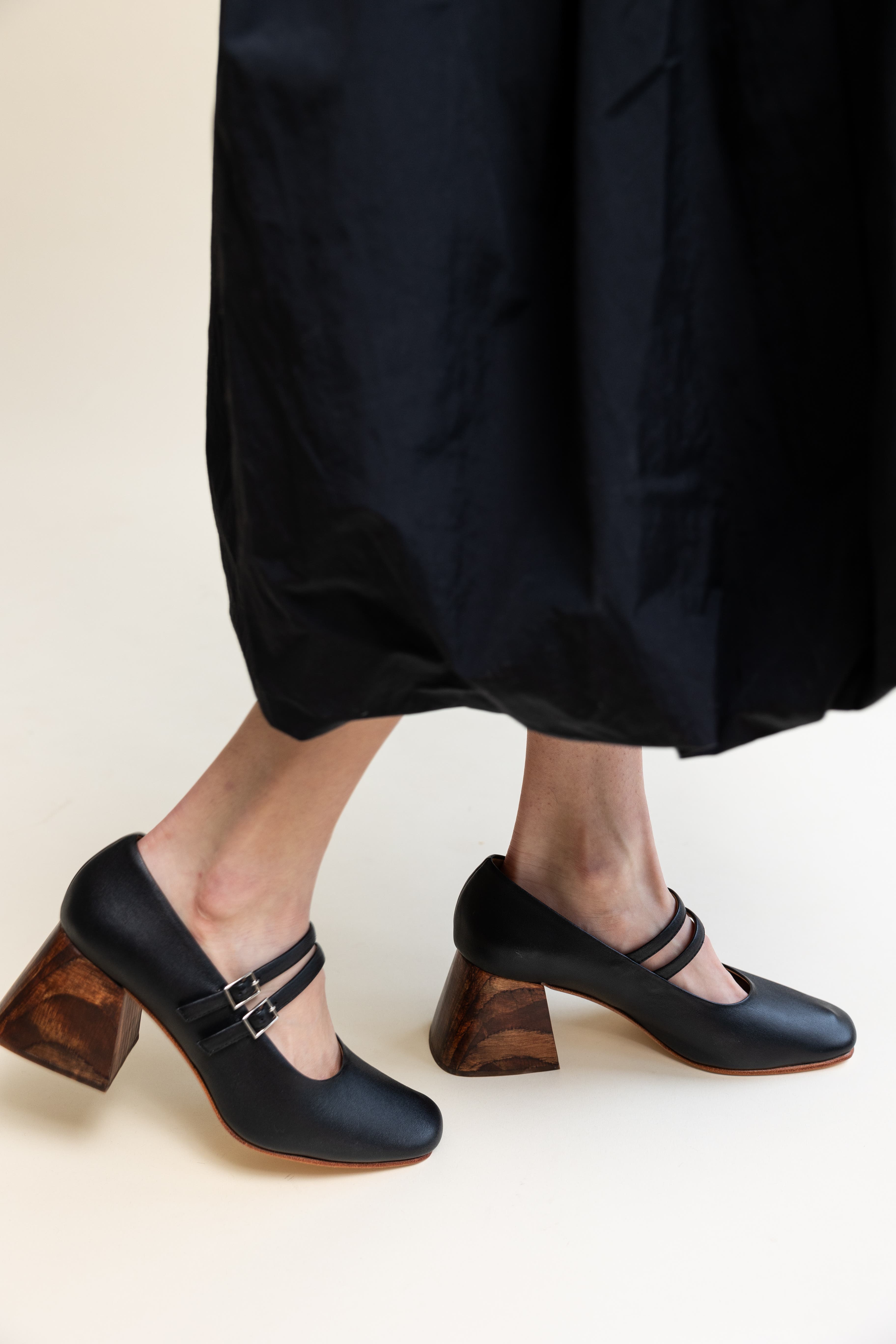 Huma Blanco Perry Mary Jane Pump, Alternate, color, Coal