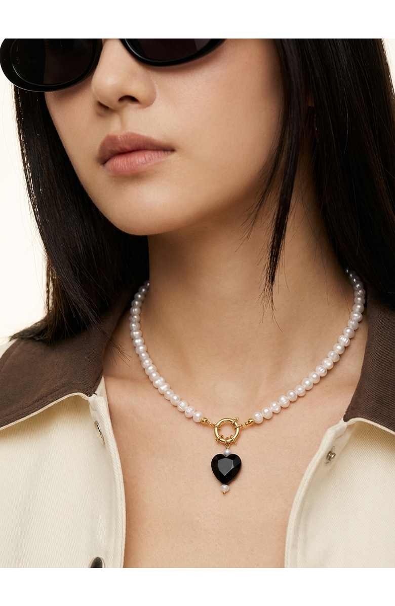 Joey Baby Kokoro Red Heart Freshwater Pearl Necklace, Alternate, color, Black And Gold