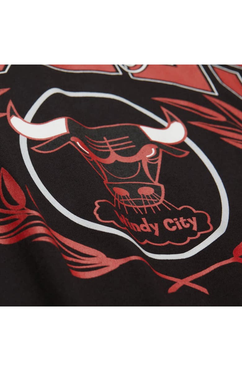 Mitchell & Ness Men's Mitchell & Ness Black Chicago Bulls NBA x Michelob Ultra Rewind II T-Shirt, Alternate, color, 