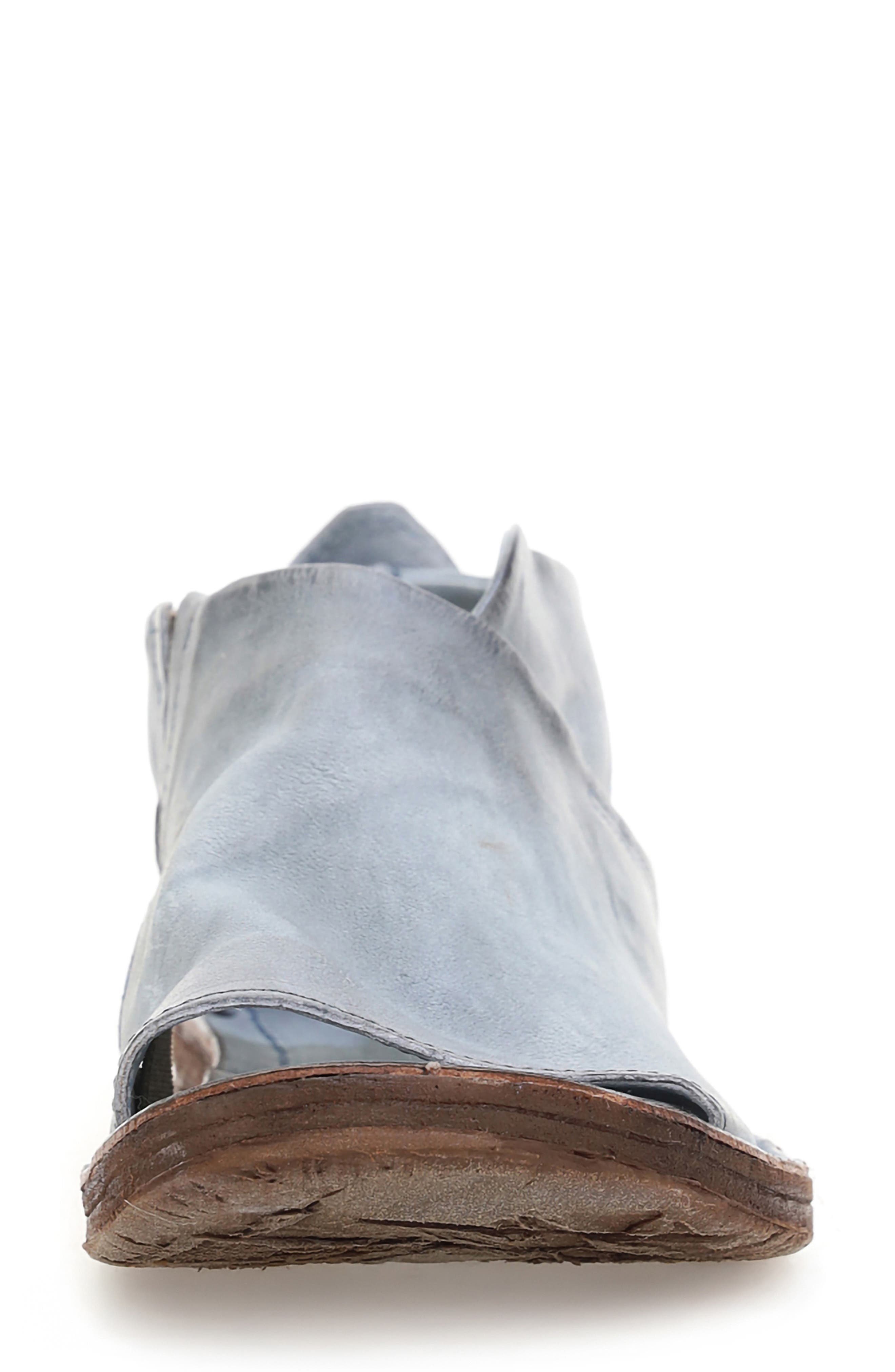 Reiley Sandal, Alternate, color, SKY