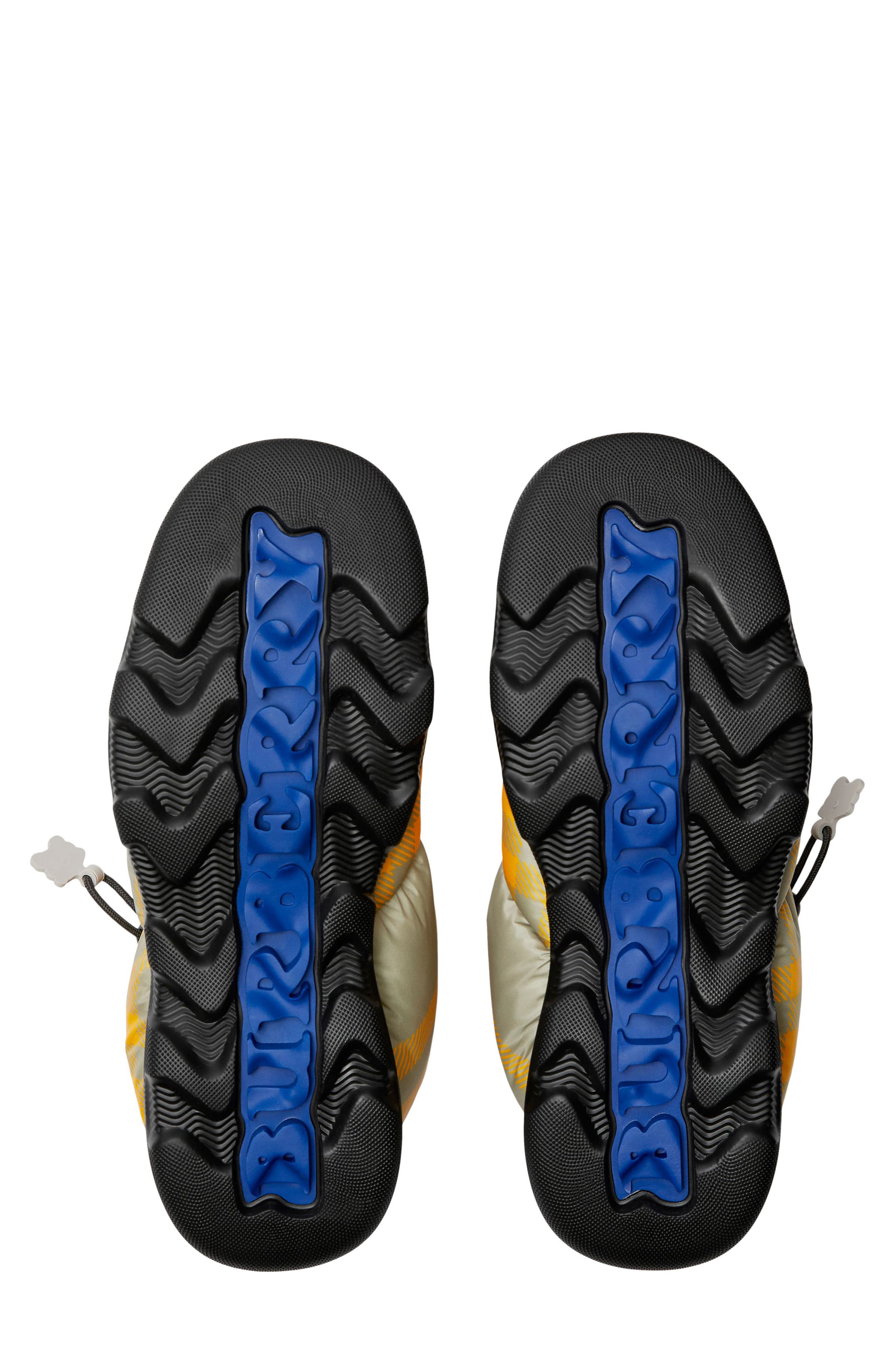 Burberry Chucky Check Puffer Boot, Alternate, color, 