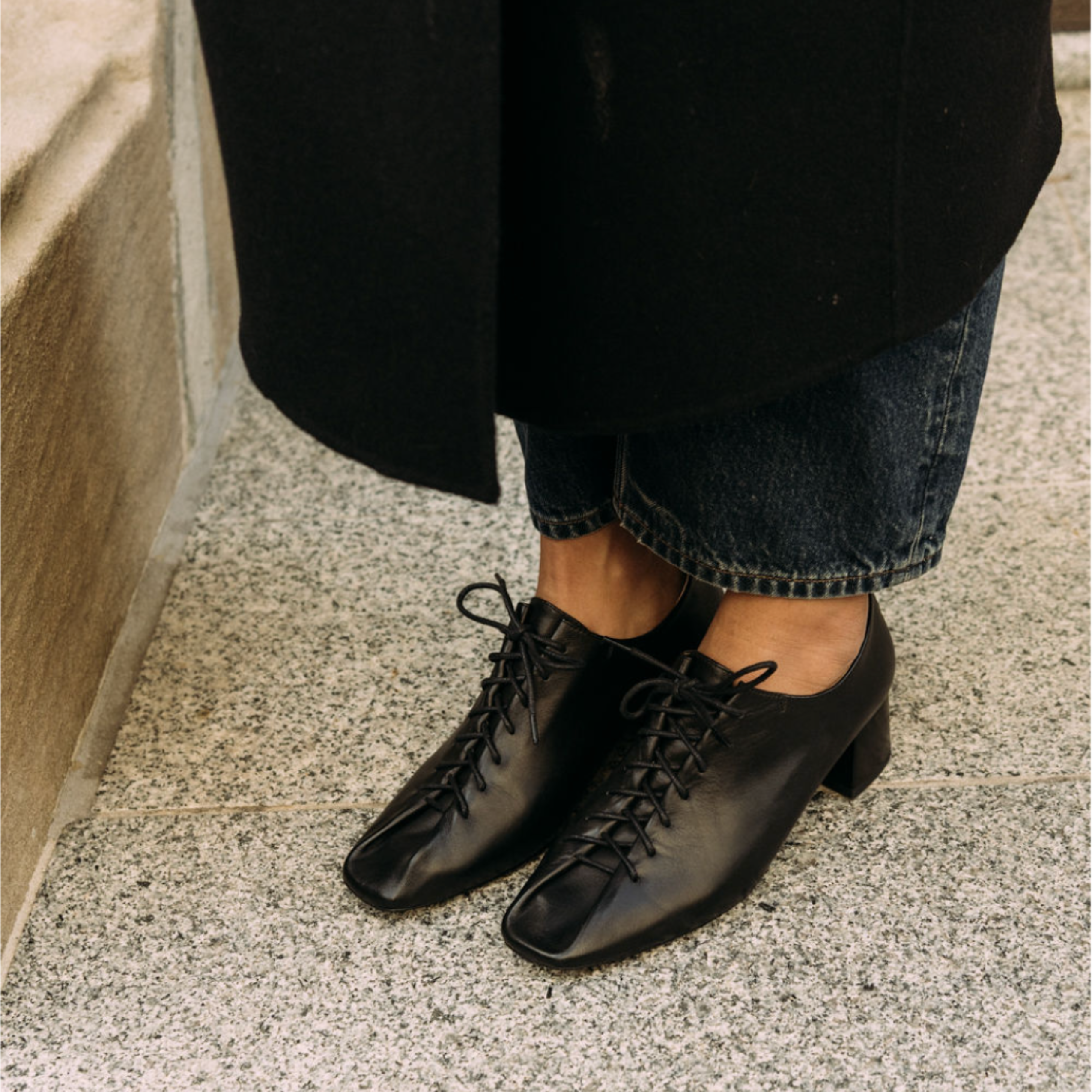 Amie Rafa Earl Choked Up Pump, Alternate, color, Black