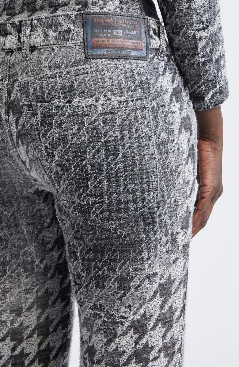 DIESEL<sup>®</sup> 1992 D-Jiann Slim Fit Jeans, Alternate, color, Black/Denim