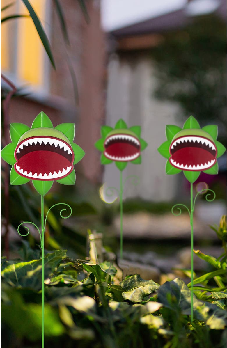 Glitzhome Set of 3 Halloween Metal Chomper Yard Stake, Alternate, color, Green