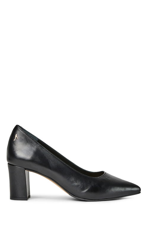 Stinaa.j Stinaa. J - Alice Orthopedic Pointed Toe In Black Leather