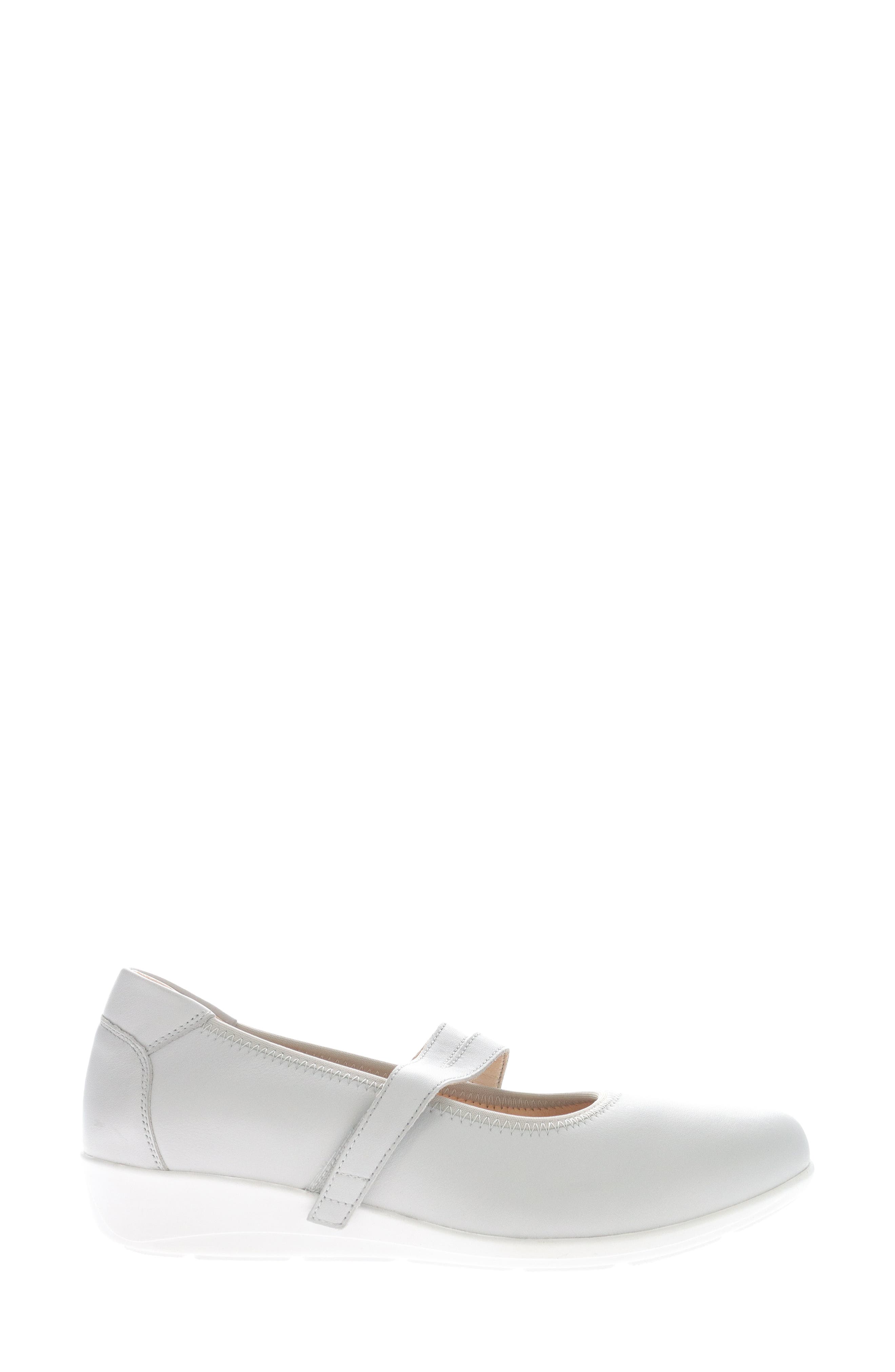 Yara Mary Jane Flat - image 4