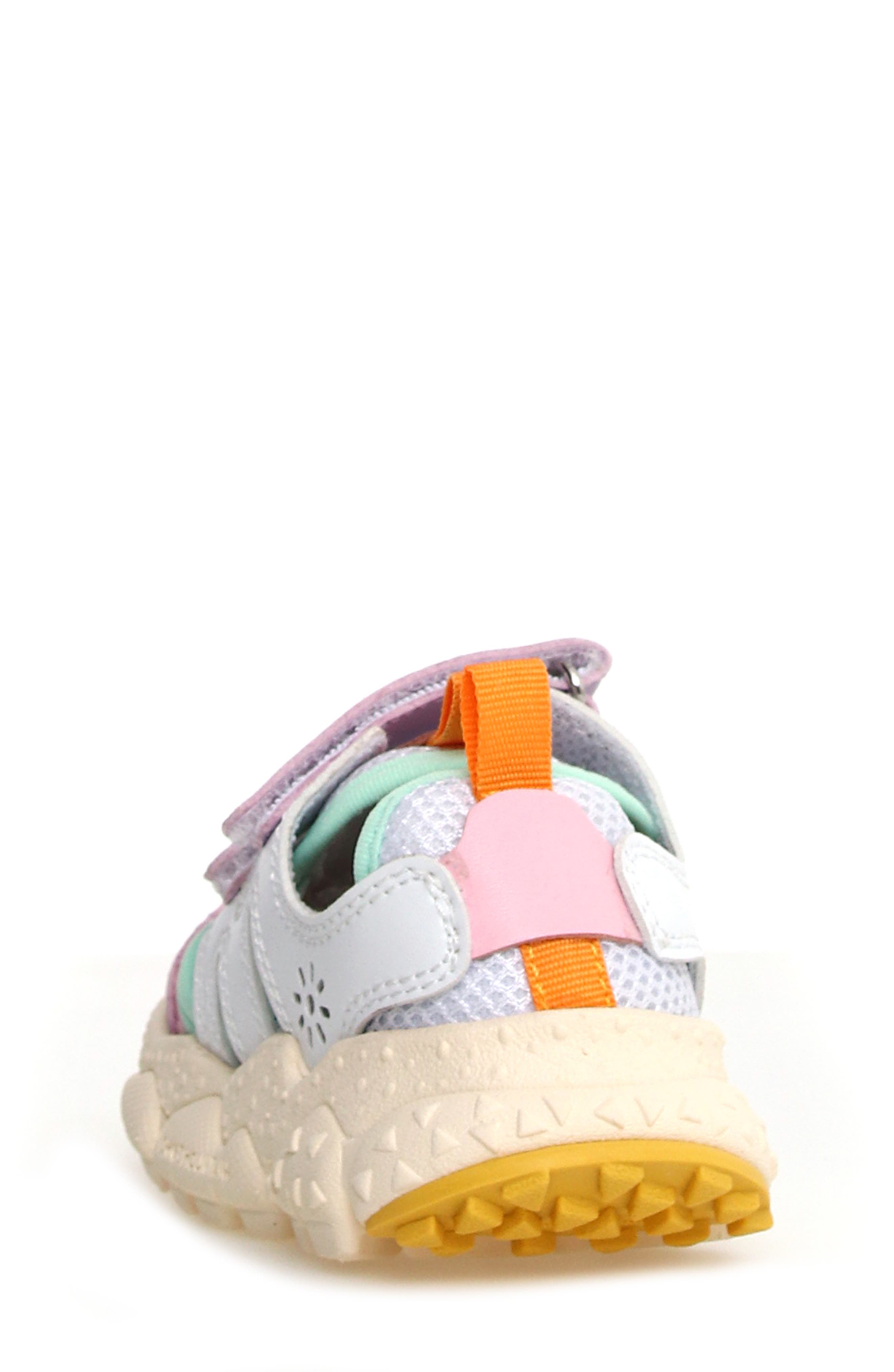 Flower MOUNTAIN Kids' Goro Sneaker, Alternate, color, White-Multi