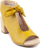 GC SHOES Kimora Bow Block Heel Bootie