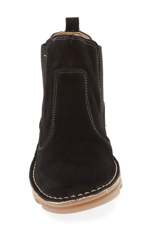 On Foot Silken Chelsea Boot In Black